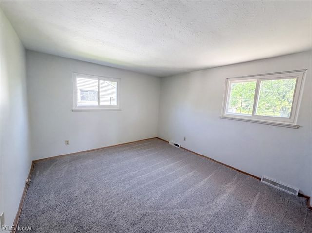 5444 Kenbridge Drive, Cleveland, OH 44143