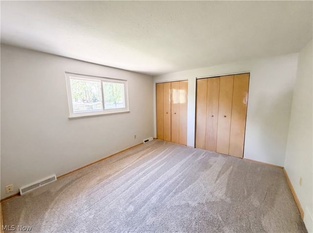 5444 Kenbridge Drive, Cleveland, OH 44143