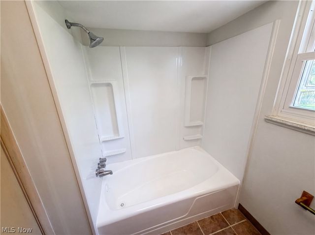 5444 Kenbridge Drive, Cleveland, OH 44143