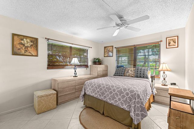 265 Newport R Drive R, Deerfield Beach, FL 33442