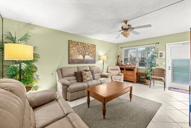265 Newport R Drive R, Deerfield Beach, FL 33442