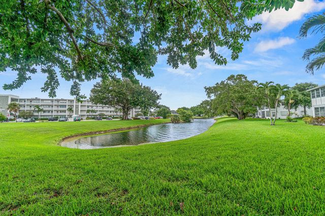 265 Newport R Drive R, Deerfield Beach, FL 33442