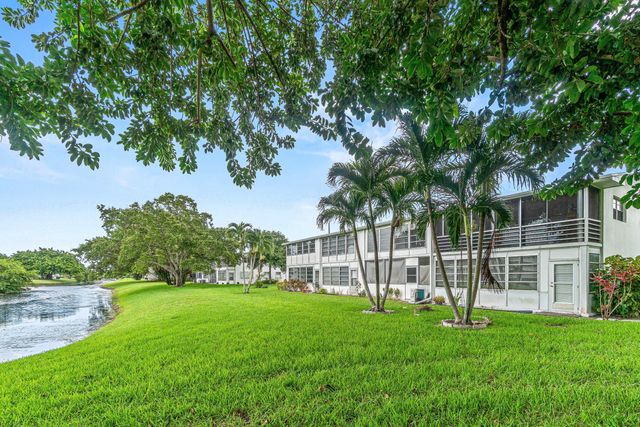 265 Newport R Drive R, Deerfield Beach, FL 33442