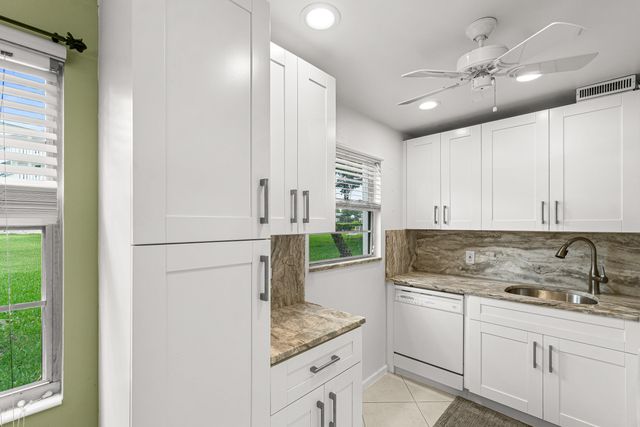265 Newport R Drive R, Deerfield Beach, FL 33442
