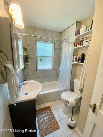 620 Eastern Pkwy 2, Louisville, KY 40217