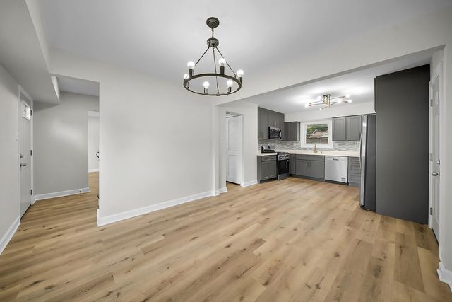 132 N Pinecrest Road, Bolingbrook, IL 60440