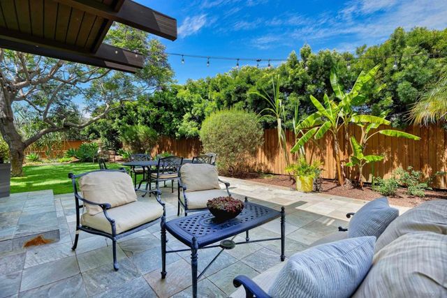 1230 Nautilus, La Jolla, CA 92037