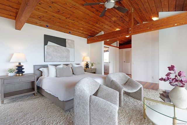 1230 Nautilus, La Jolla, CA 92037