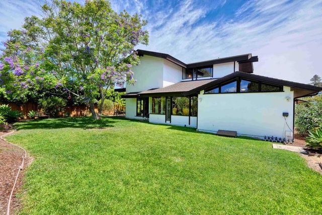 1230 Nautilus, La Jolla, CA 92037