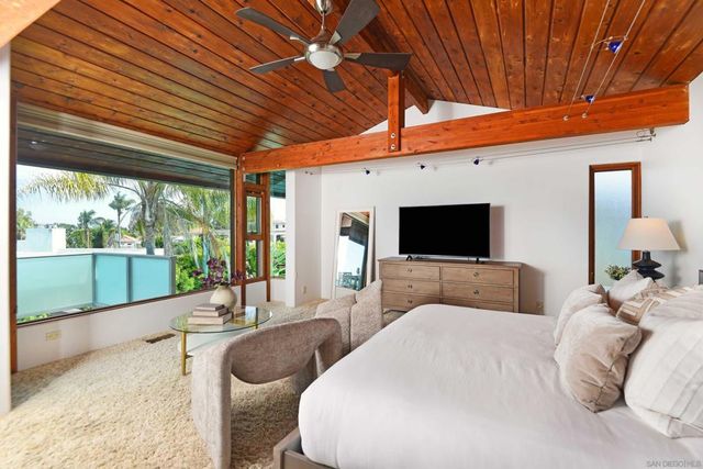 1230 Nautilus, La Jolla, CA 92037