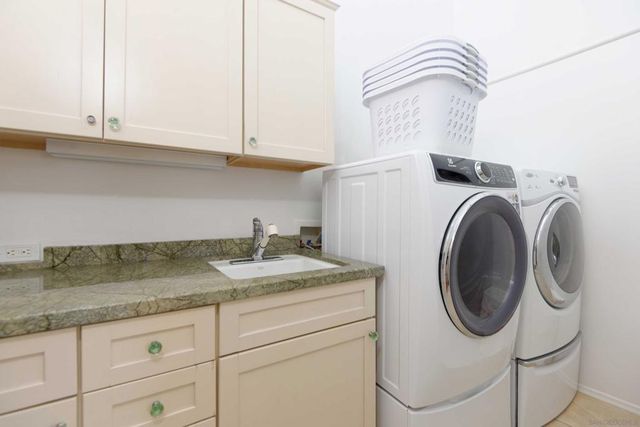 1230 Nautilus, La Jolla, CA 92037