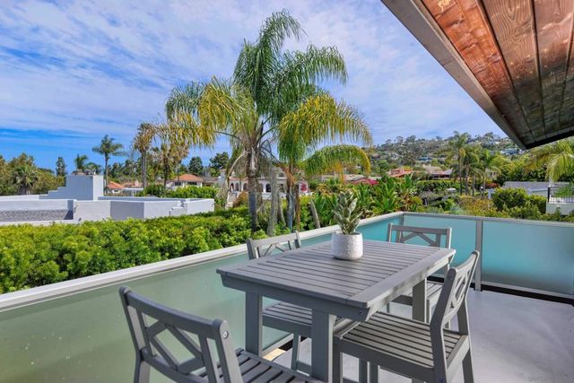 1230 Nautilus, La Jolla, CA 92037