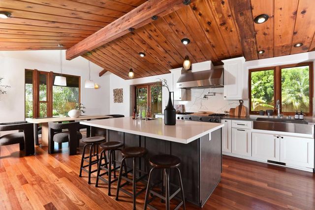 1230 Nautilus, La Jolla, CA 92037