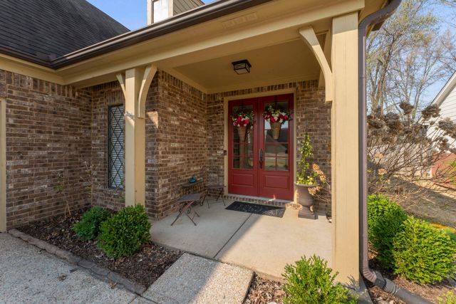 6043 GARRETT VALLEY LN, Arlington, TN 38002