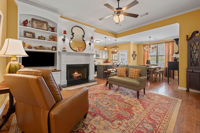 6043 GARRETT VALLEY LN, Arlington, TN 38002