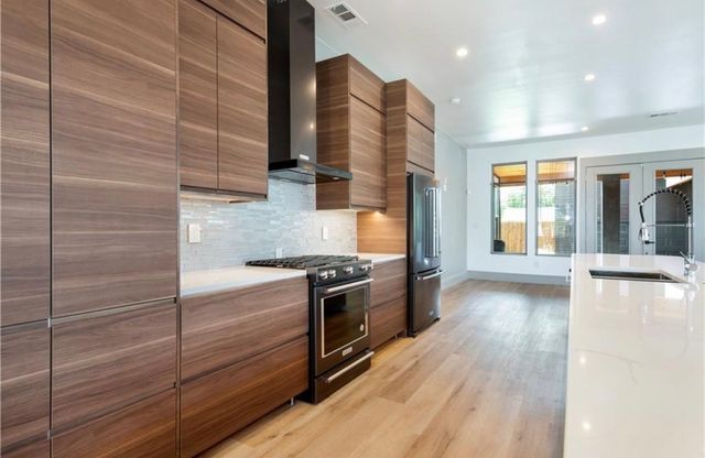 4912 Wenonah Drive, Dallas, TX 75209