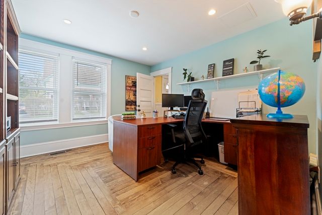 11 River Ave, Grafton, MA 01560