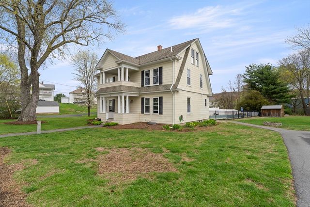 11 River Ave, Grafton, MA 01560