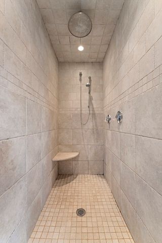 11 River Ave, Grafton, MA 01560