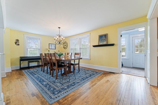 11 River Ave, Grafton, MA 01560