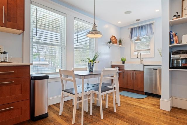 11 River Ave, Grafton, MA 01560