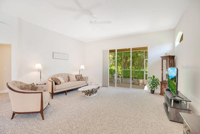333 LA CREEK COURT, Debary, FL 32713