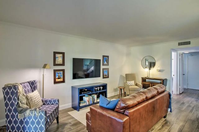 6630 N 81ST Place, Scottsdale, AZ 85250