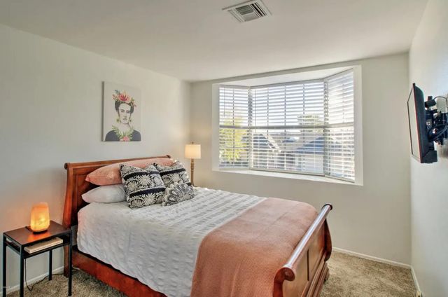 6630 N 81ST Place, Scottsdale, AZ 85250