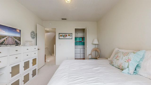 82 Village Las Palmas Cir, St Augustine, FL 32080