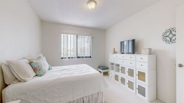 82 Village Las Palmas Cir, St Augustine, FL 32080