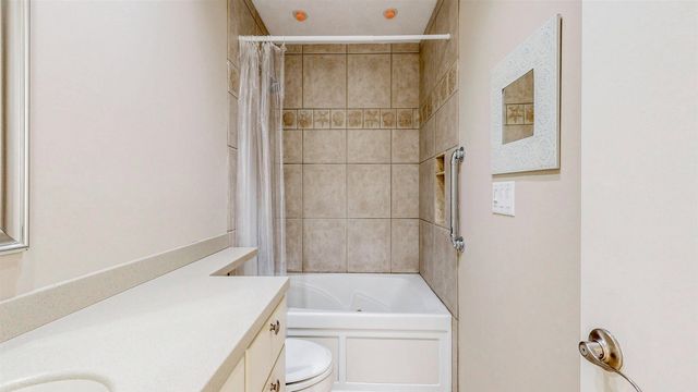 82 Village Las Palmas Cir, St Augustine, FL 32080