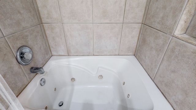 82 Village Las Palmas Cir, St Augustine, FL 32080