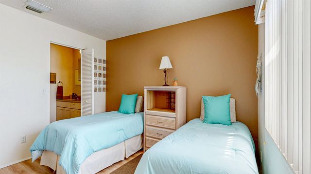 82 Village Las Palmas Cir, St Augustine, FL 32080