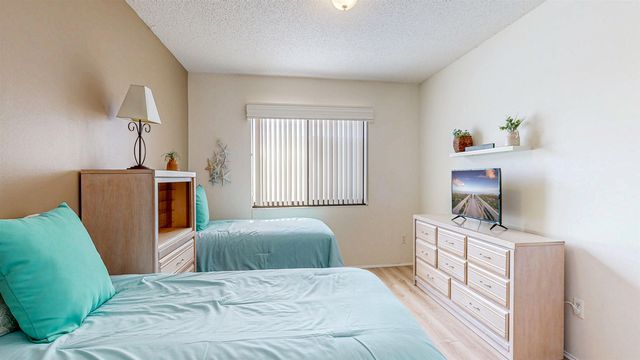 82 Village Las Palmas Cir, St Augustine, FL 32080