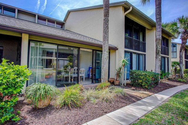 82 Village Las Palmas Cir, St Augustine, FL 32080