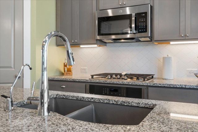 7912 Prairie Rye DR, Lago Vista, TX 78645