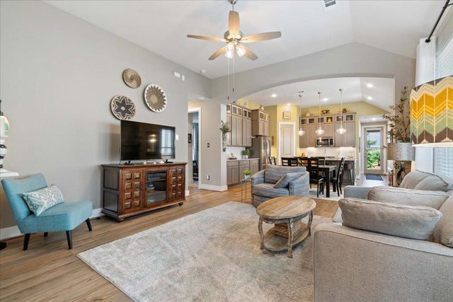 7912 Prairie Rye DR, Lago Vista, TX 78645