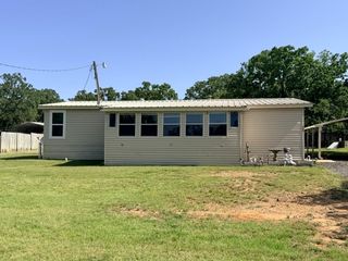168 Catfish Trail, Bowie, TX 76230
