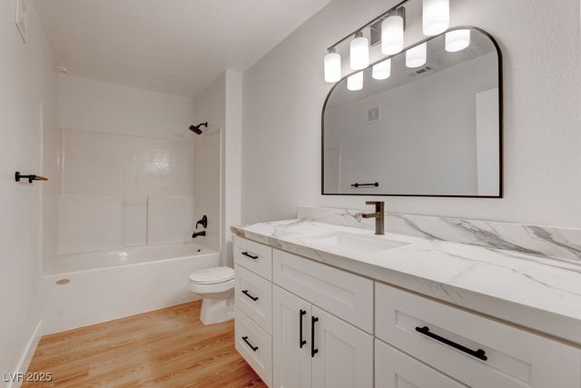 1881 West Alexander Road 1129, North Las Vegas, NV 89032