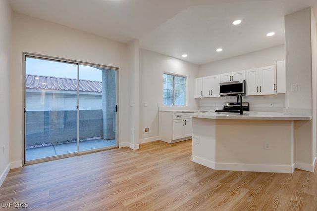 1881 West Alexander Road 1129, North Las Vegas, NV 89032