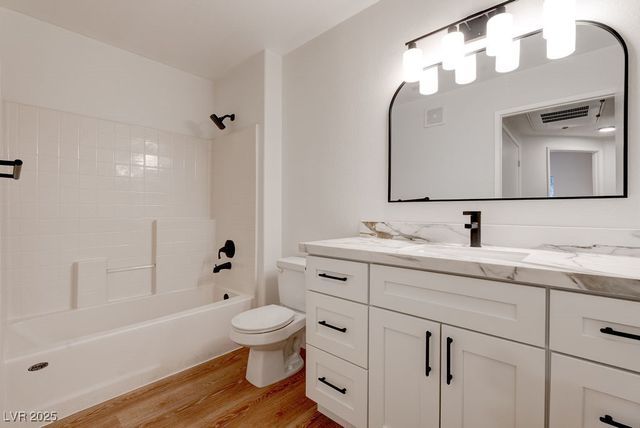 1881 West Alexander Road 1129, North Las Vegas, NV 89032