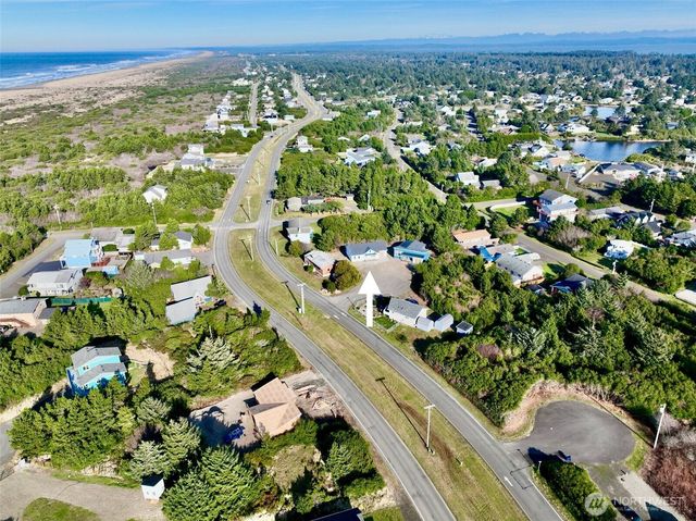 716 Reporter Court, Ocean Shores, WA 98569