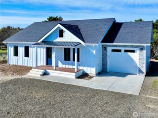 716 Reporter Court, Ocean Shores, WA 98569