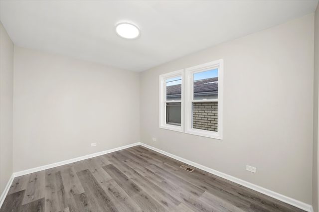 2510 N Linder Avenue, Chicago, IL 60639