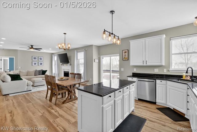 547 Brooks Court, Oxford, MI 48371