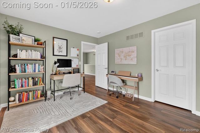 547 Brooks Court, Oxford, MI 48371