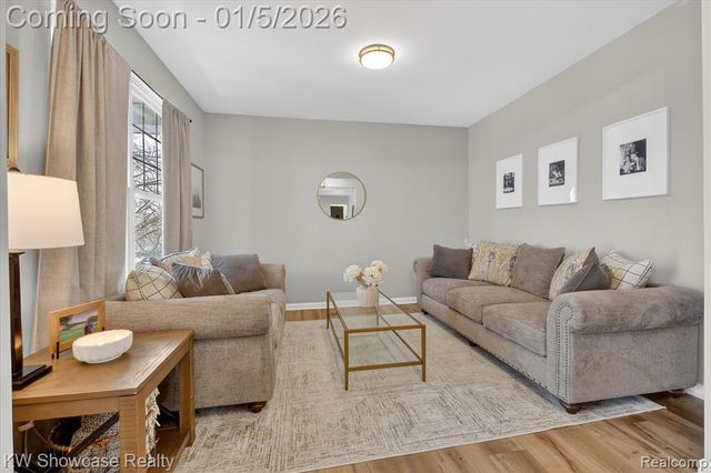 547 Brooks Court, Oxford, MI 48371