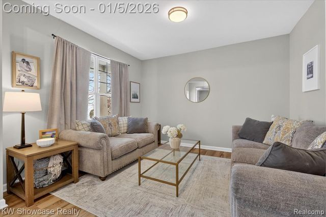 547 Brooks Court, Oxford, MI 48371