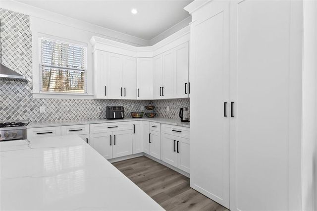 658 Rockbridge Road, Lilburn, GA 30047