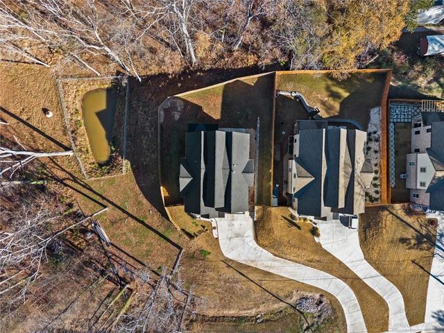 658 Rockbridge Road, Lilburn, GA 30047